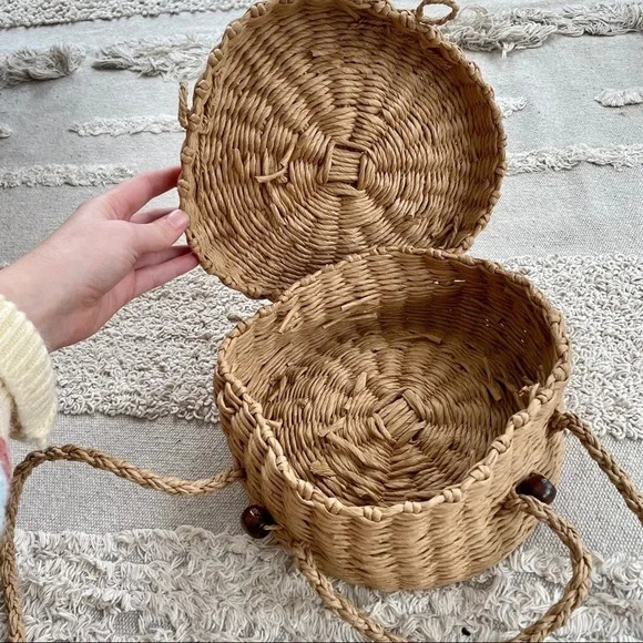 STRAW ROUND CROSSBODY BAG  WITH TOP HANDLE - Picture 11 of 14